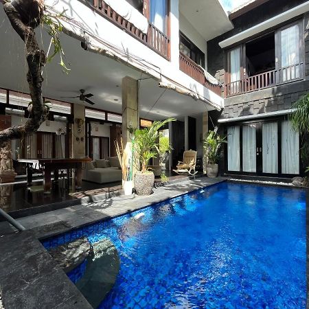 Rahayu Guest House Seminyak 外观 照片